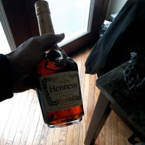 Meet your Posher, Derrick